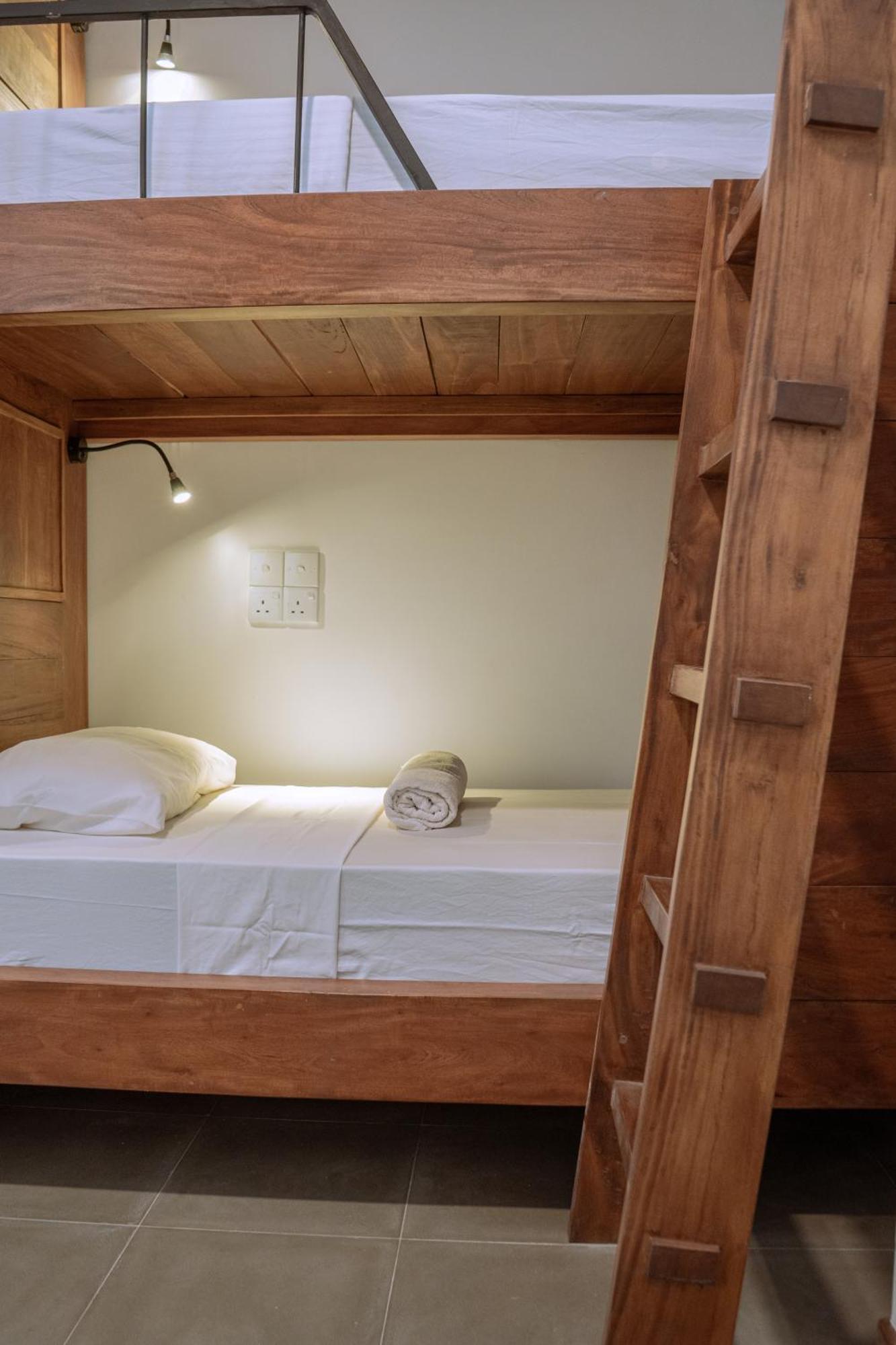 Locos Hiriketiya Hostel Dikwella Εξωτερικό φωτογραφία
